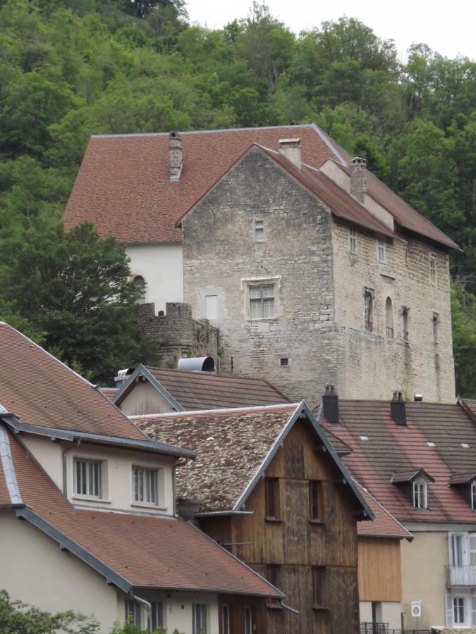 Gite La Petite Ecluse En Bord De Loue Lods Εξωτερικό φωτογραφία